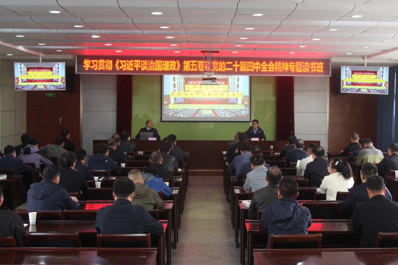 午夜妇女AAAA区片