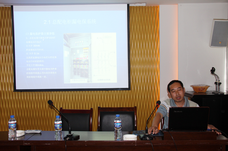 午夜妇女AAAA区片