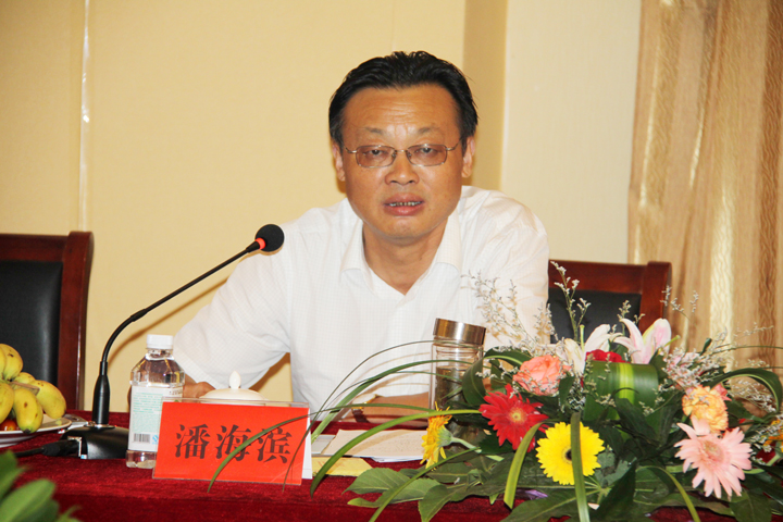 午夜妇女AAAA区片