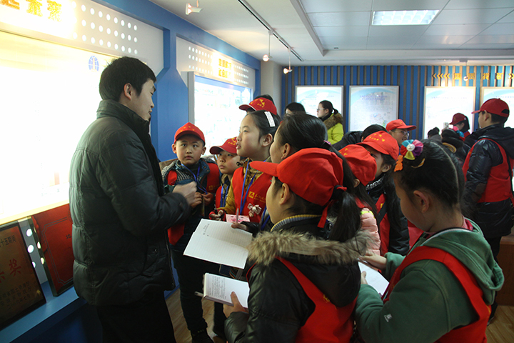 午夜妇女AAAA区片