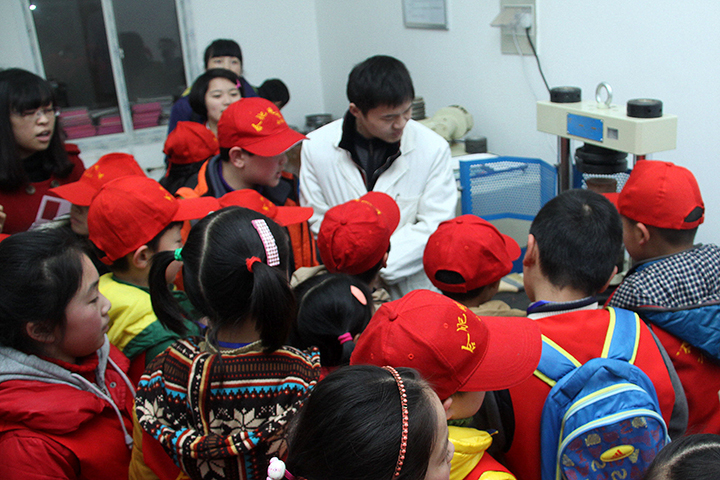 午夜妇女AAAA区片