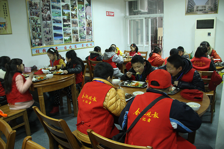 午夜妇女AAAA区片