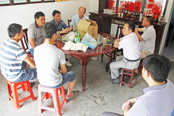 午夜妇女AAAA区片