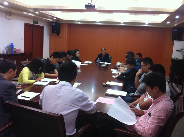 午夜妇女AAAA区片