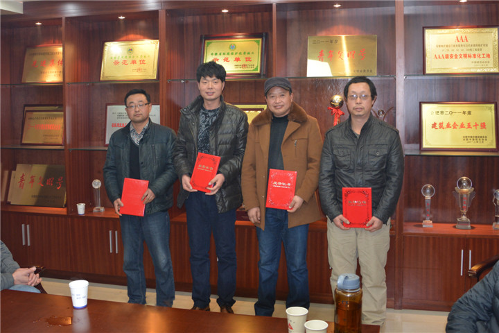 午夜妇女AAAA区片