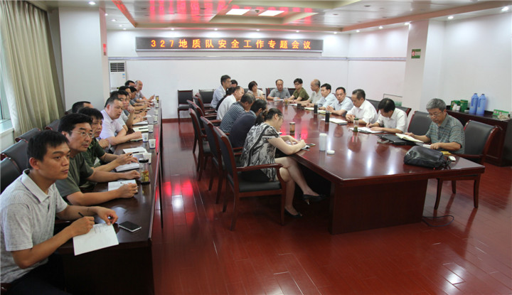 午夜妇女AAAA区片