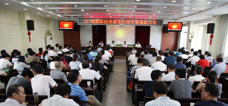 午夜妇女AAAA区片