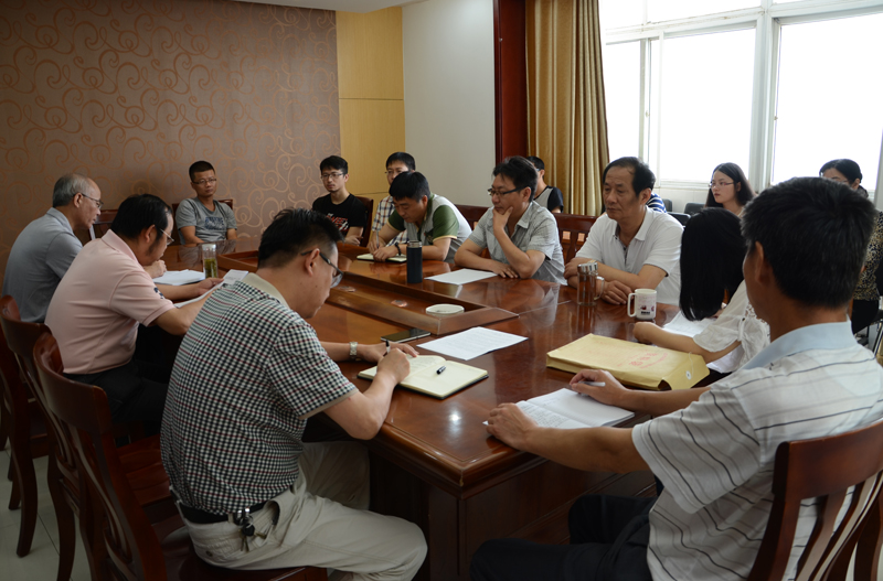 午夜妇女AAAA区片