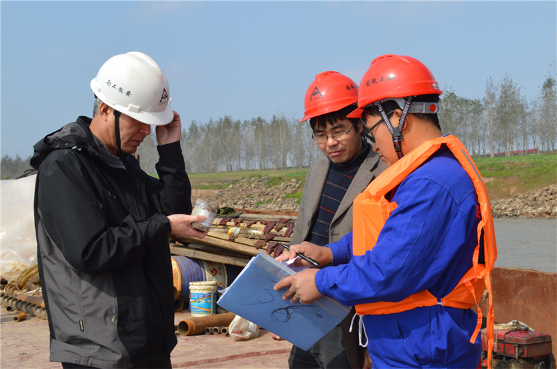 午夜妇女AAAA区片