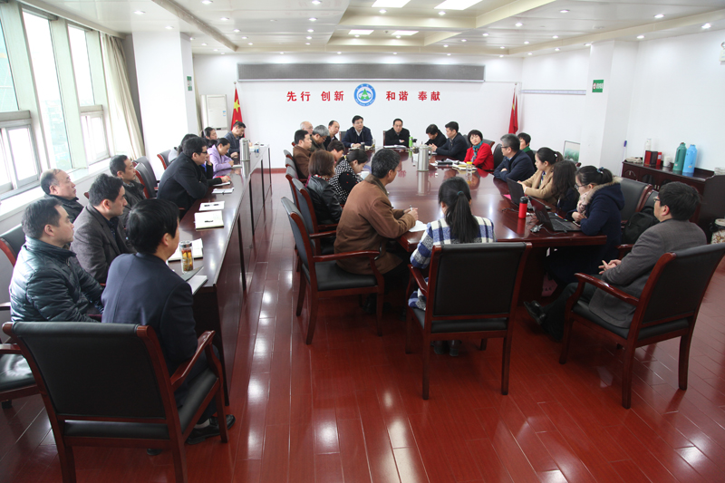 午夜妇女AAAA区片