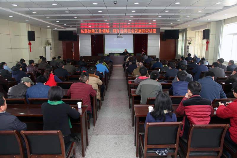 午夜妇女AAAA区片