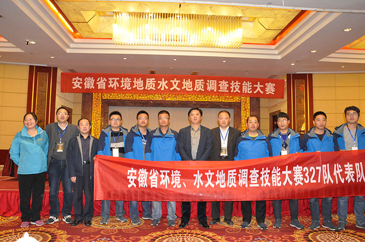 午夜妇女AAAA区片