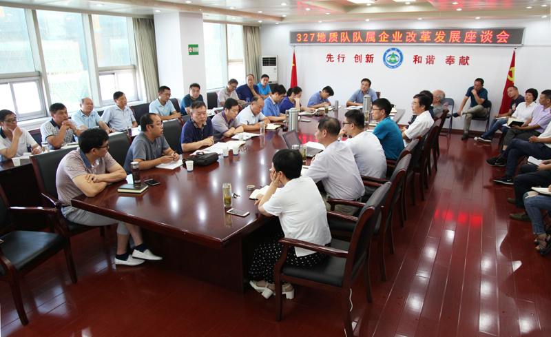 午夜妇女AAAA区片