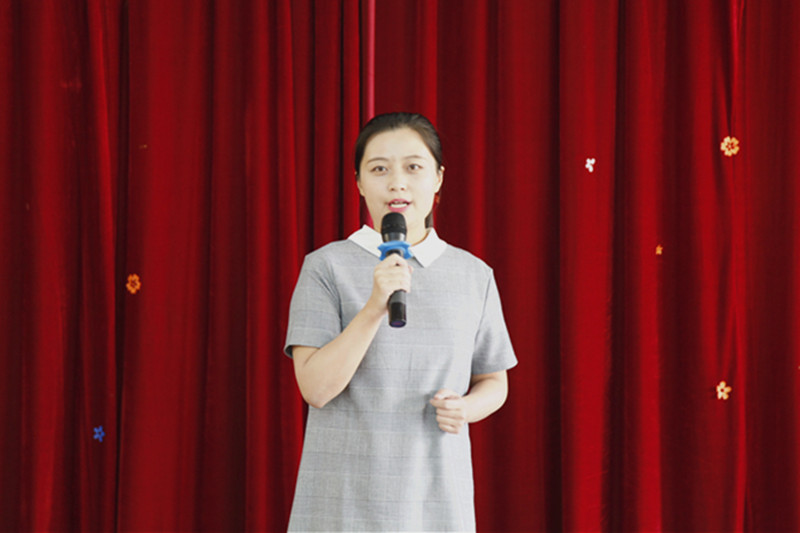 午夜妇女AAAA区片