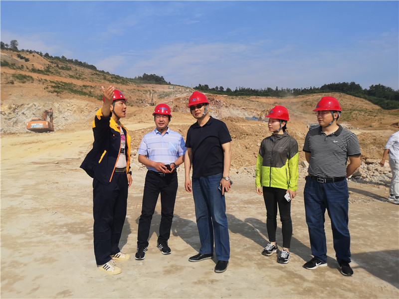 午夜妇女AAAA区片