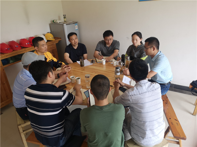 午夜妇女AAAA区片